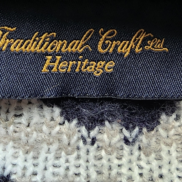 Heritage Navy Sheep Pattern Sweater - Picture 3 of 3